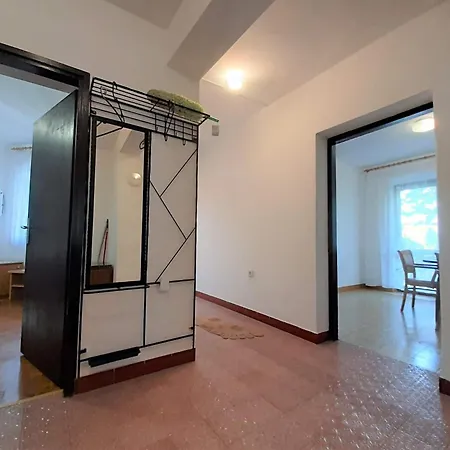 Family Cherry 3* Krk Town