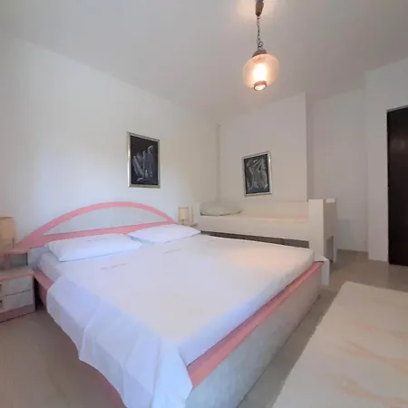 Family Cherry Krk Town