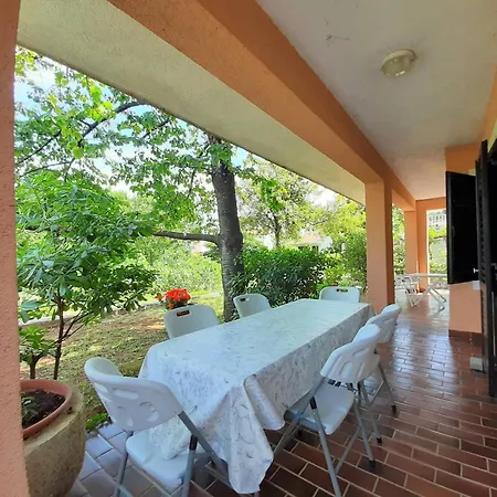 Family Cherry Guest house Krk Town