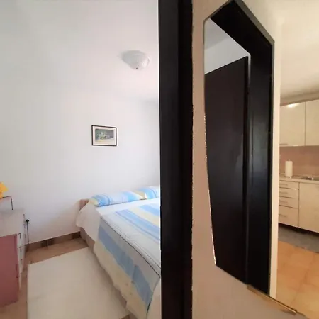 Guest house Family Cherry 3*